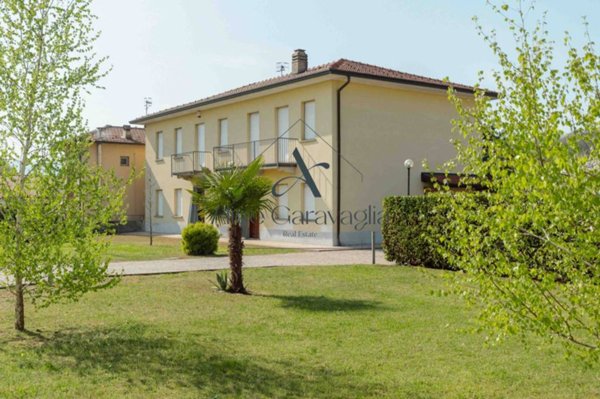 appartamento in vendita a Monvalle