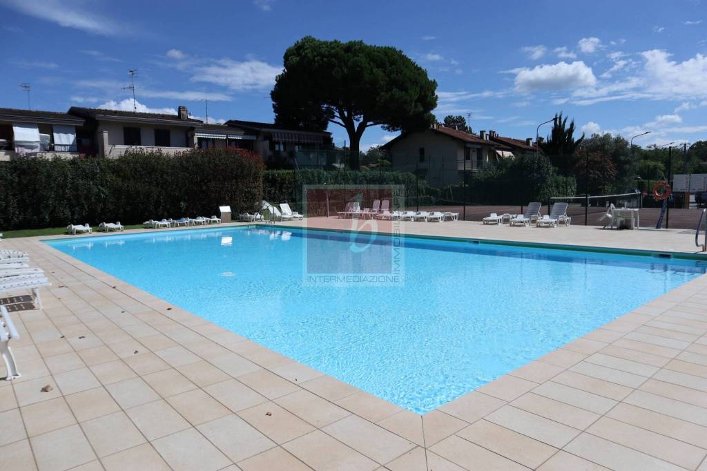 appartamento in vendita a Monvalle