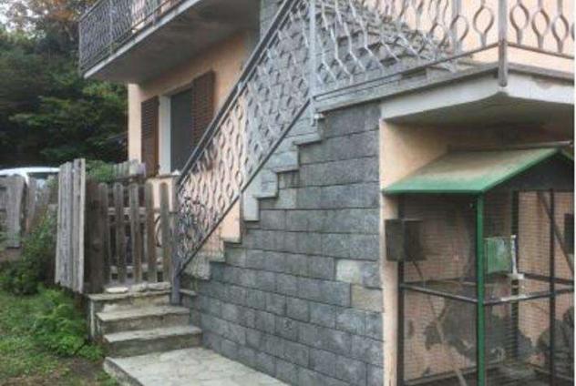 appartamento in vendita a Monvalle