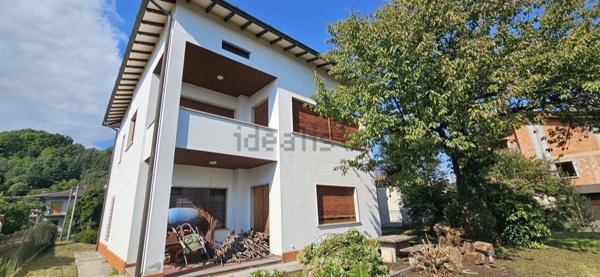 casa indipendente in vendita a Monvalle