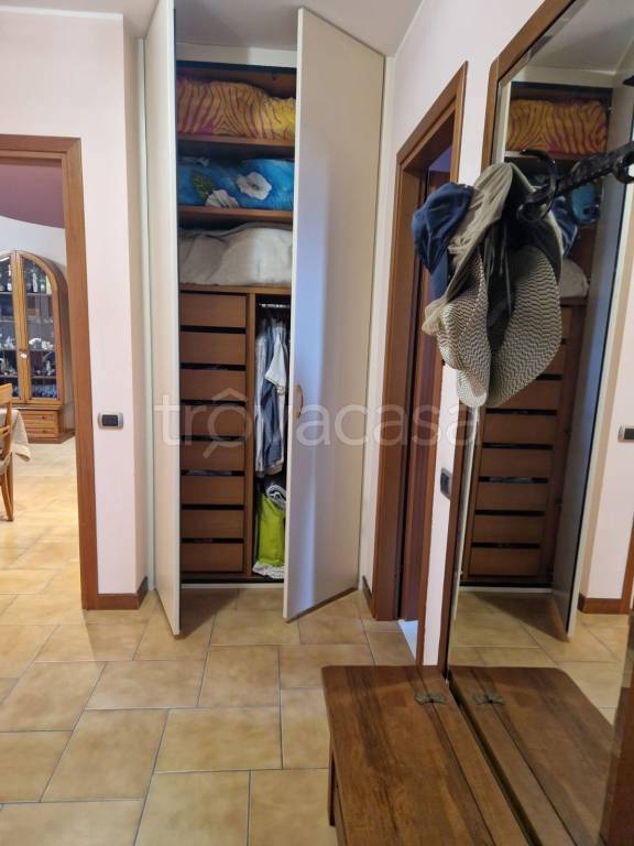 appartamento in vendita a Monvalle