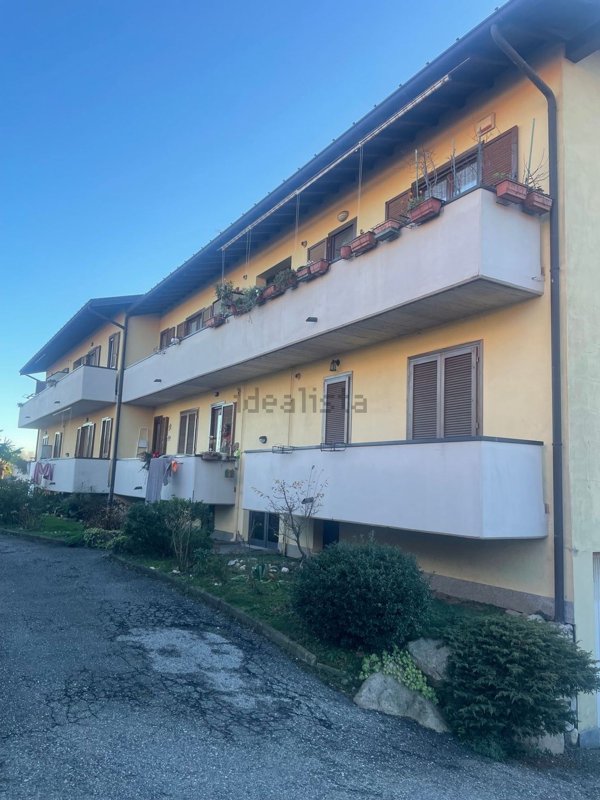 appartamento in vendita a Monvalle