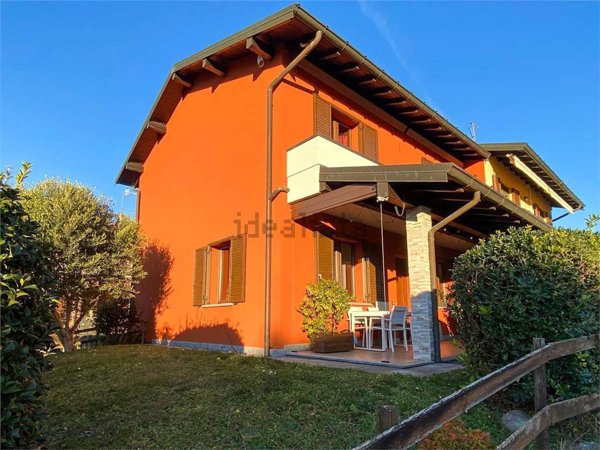 casa indipendente in vendita a Monvalle