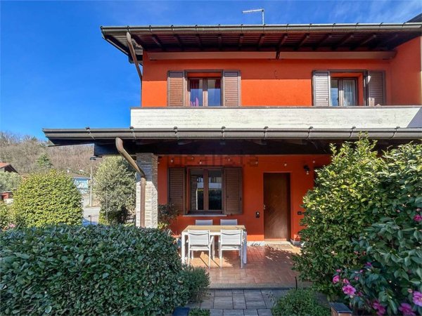 casa indipendente in vendita a Monvalle