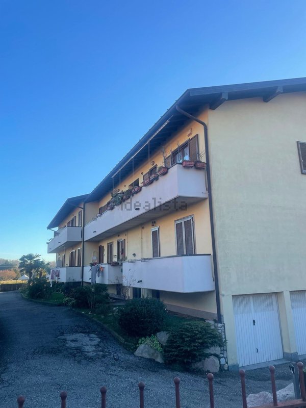 appartamento in vendita a Monvalle