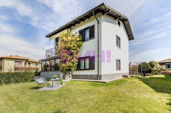 casa indipendente in vendita a Monvalle