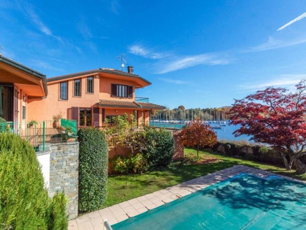 casa indipendente in vendita a Monvalle