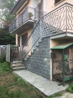 appartamento in vendita a Monvalle