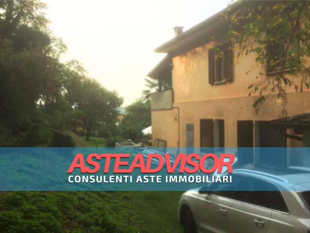 appartamento in vendita a Monvalle