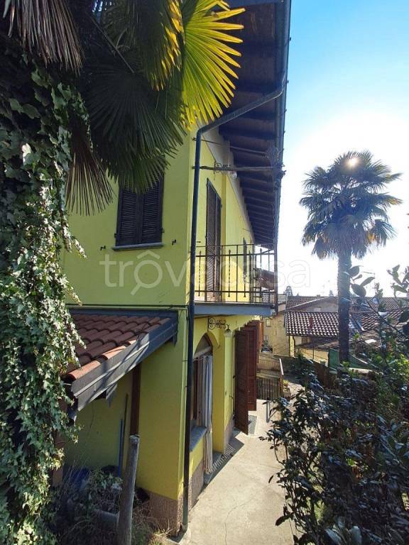 casa indipendente in vendita a Monvalle