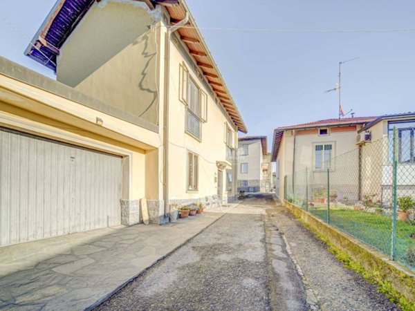 casa indipendente in vendita a Morazzone