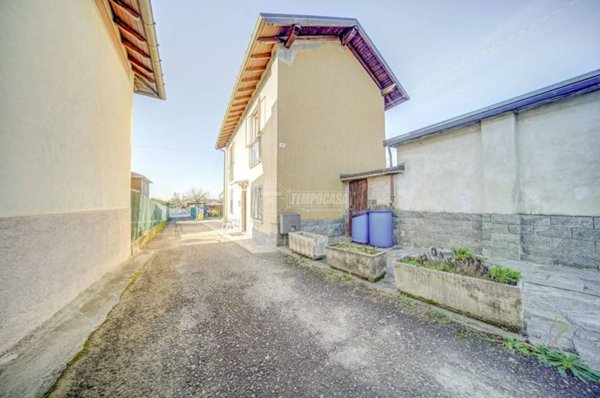 casa indipendente in vendita a Morazzone