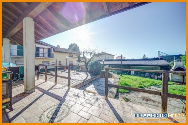 casa indipendente in vendita a Morazzone