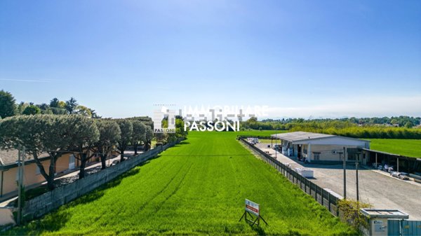 terreno edificabile in vendita a Morazzone