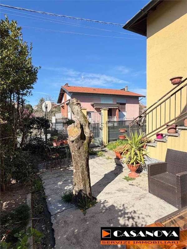 casa indipendente in vendita a Morazzone