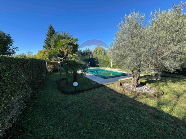 casa indipendente in vendita a Morazzone