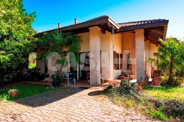 casa indipendente in vendita a Morazzone