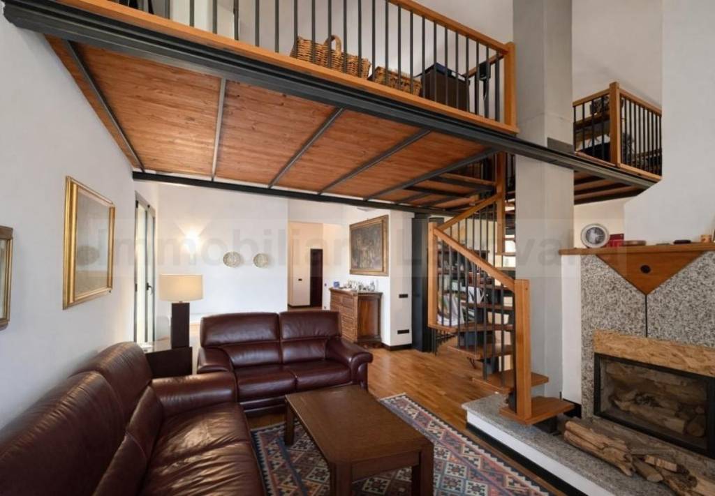 casa indipendente in vendita a Morazzone