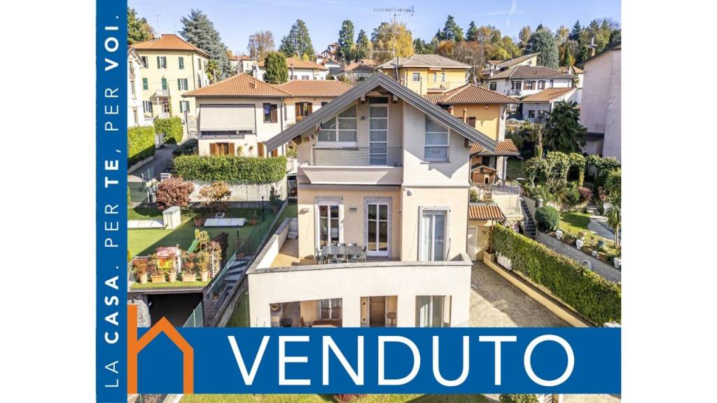 casa indipendente in vendita a Morazzone