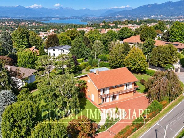 casa indipendente in vendita a Morazzone