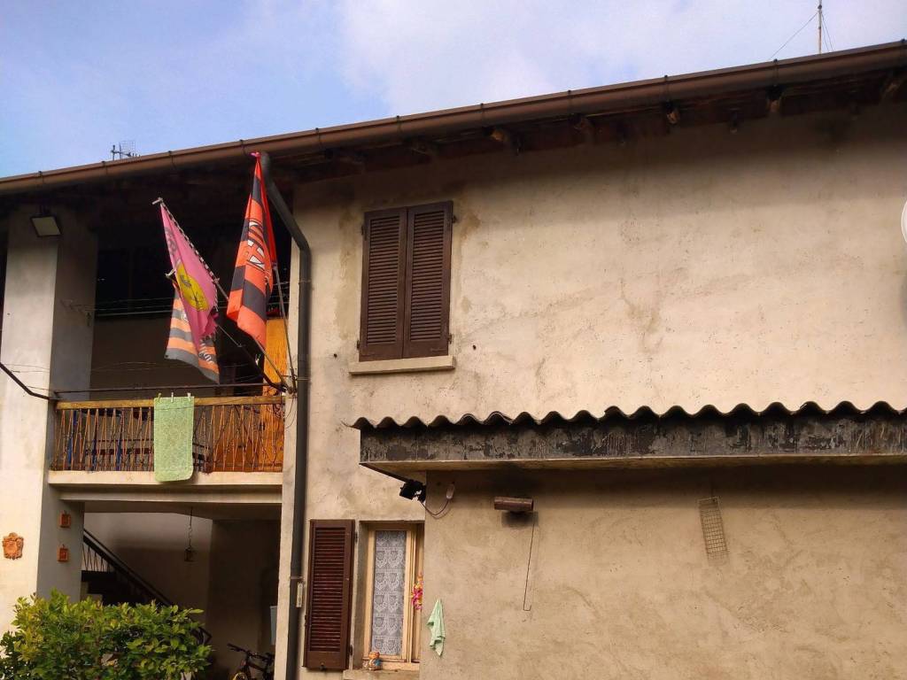 casa indipendente in vendita a Mornago