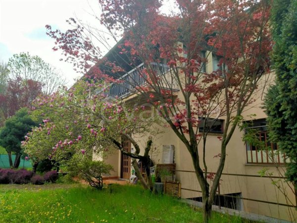 casa indipendente in vendita a Mornago