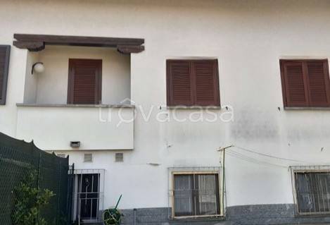 casa indipendente in vendita a Mornago in zona Crugnola