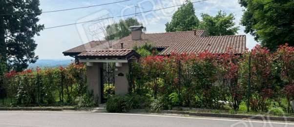 casa indipendente in vendita a Mornago in zona Montonate