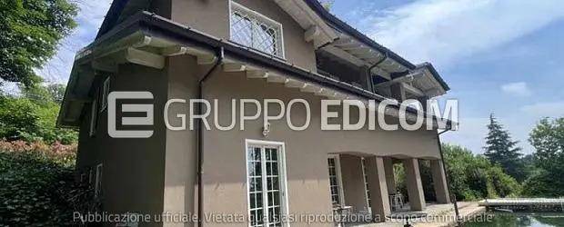 casa indipendente in vendita a Mornago