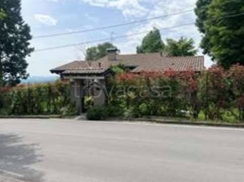 casa indipendente in vendita a Mornago