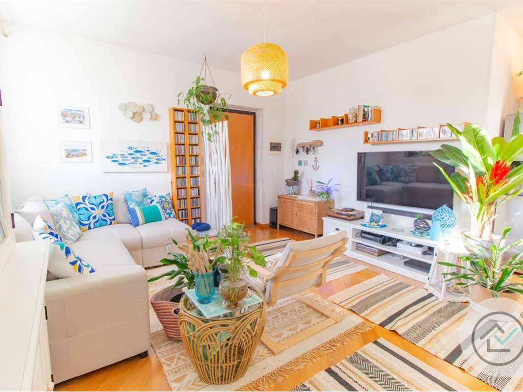 appartamento in vendita a Mornago in zona Crugnola