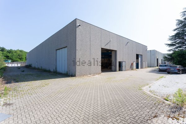 terreno edificabile in vendita a Mornago