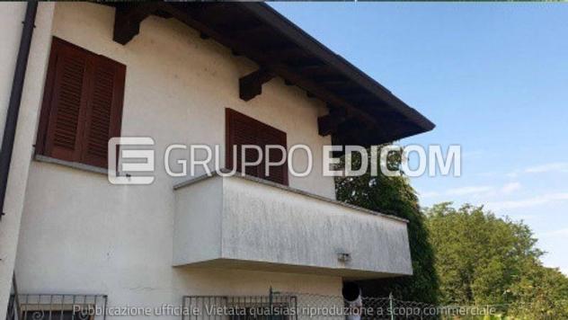 appartamento in vendita a Mornago in zona Crugnola