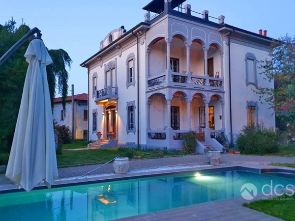 casa indipendente in vendita a Mornago