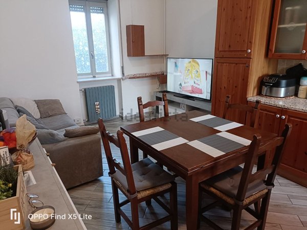 appartamento in vendita a Mornago in zona Crugnola