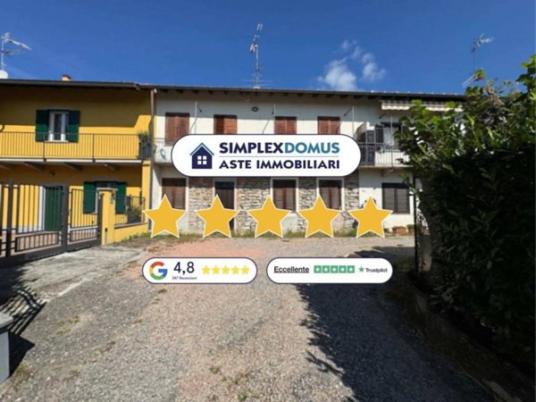 appartamento in vendita a Mornago in zona Crugnola