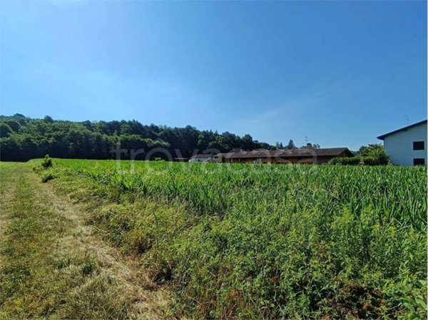 terreno edificabile in vendita a Mornago