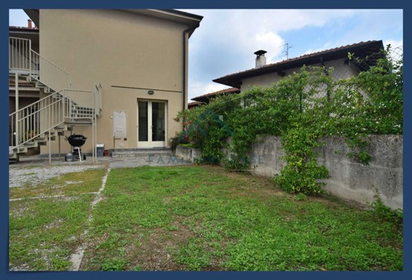 appartamento in vendita a Mornago in zona Montonate