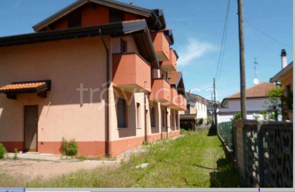 ufficio in vendita ad Oggiona con Santo Stefano