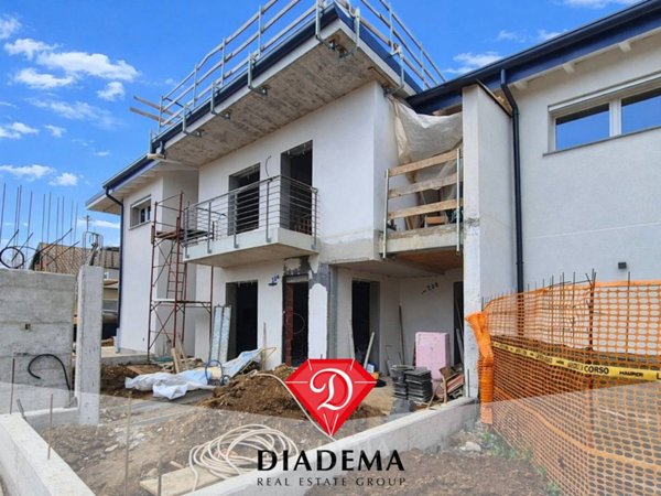 casa indipendente in vendita ad Oggiona con Santo Stefano