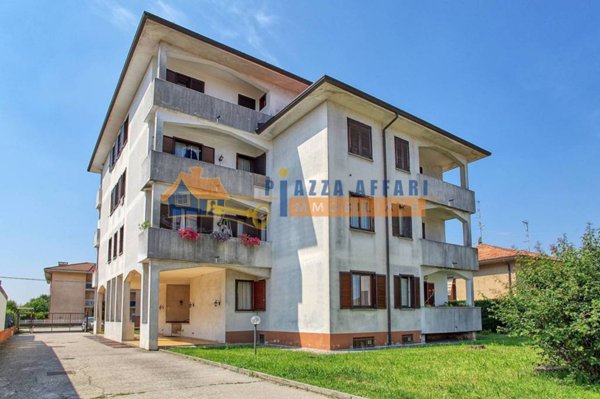appartamento in vendita ad Oggiona con Santo Stefano