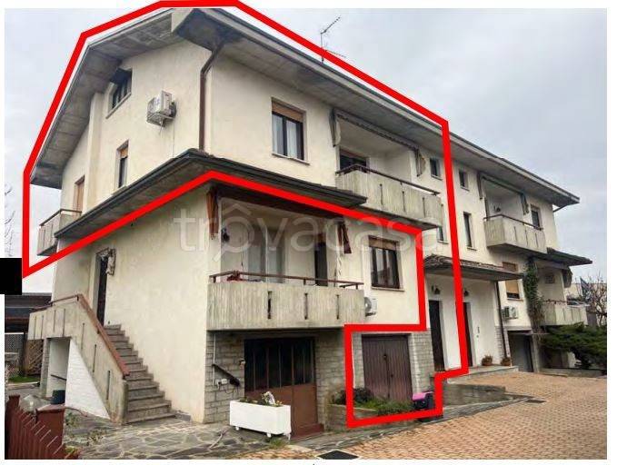 appartamento in vendita ad Oggiona con Santo Stefano