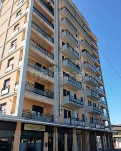 appartamento in vendita ad Oggiona con Santo Stefano in zona Santo Stefano