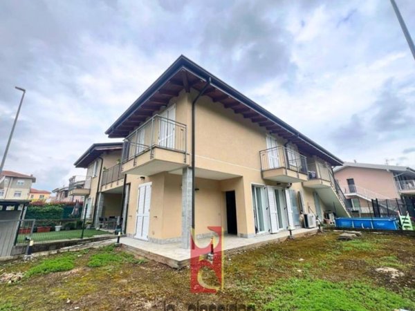 casa indipendente in vendita ad Oggiona con Santo Stefano