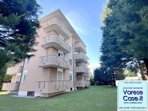 appartamento in vendita ad Oggiona con Santo Stefano in zona Santo Stefano