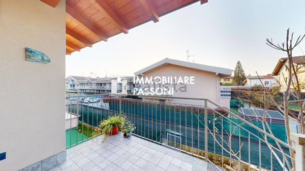 appartamento in vendita ad Oggiona con Santo Stefano