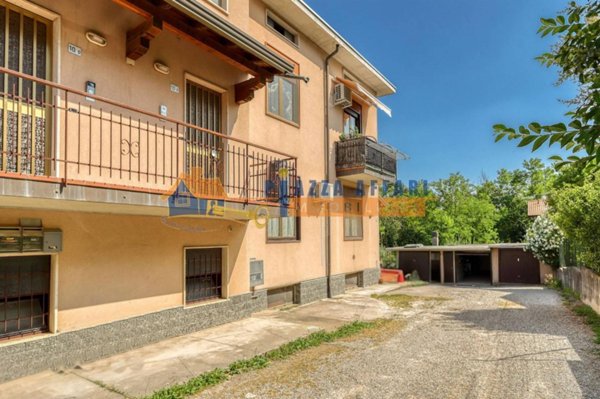 appartamento in vendita ad Oggiona con Santo Stefano