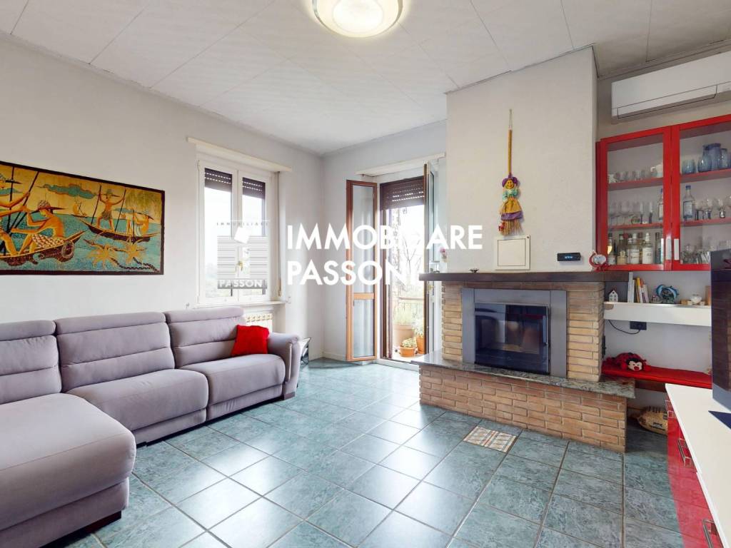 appartamento in vendita ad Oggiona con Santo Stefano