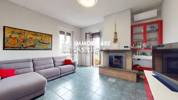 appartamento in vendita ad Oggiona con Santo Stefano