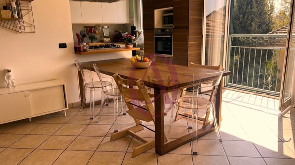 appartamento in vendita ad Oggiona con Santo Stefano in zona Santo Stefano